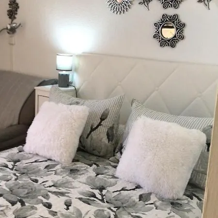 La Casita De Mercedes *