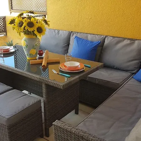 La Casita De Mercedes Апартаменты *